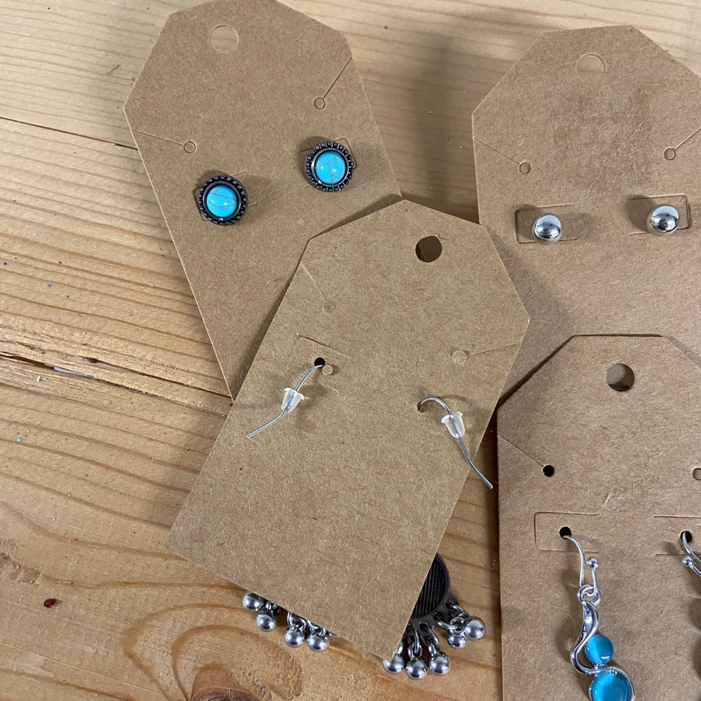 Earring Bundle - Picture 6 of 6